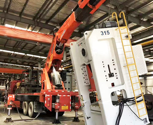 阜龙乡提升工作效率，选择优质折臂吊租赁服务