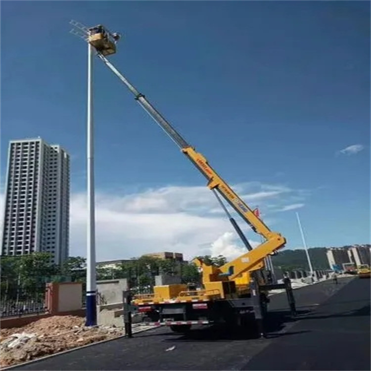 阜龙乡维修路灯的曲臂升降车出租