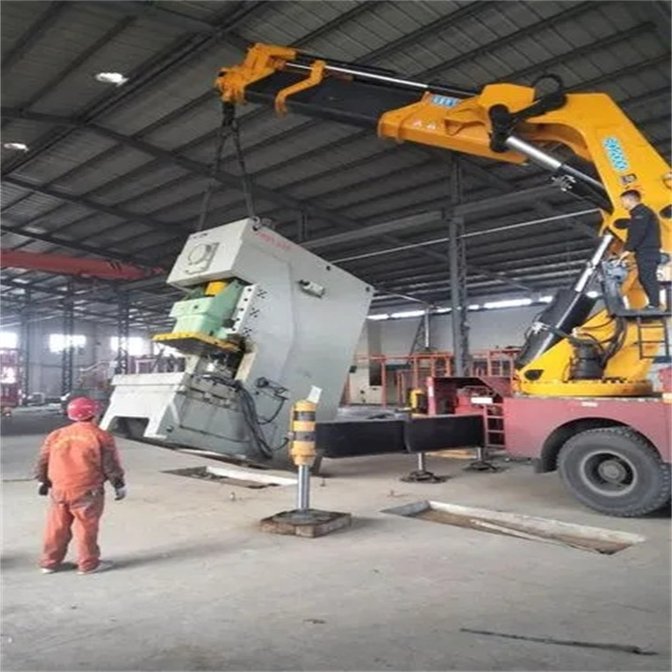 阜龙乡80吨折臂吊车出租附近电话